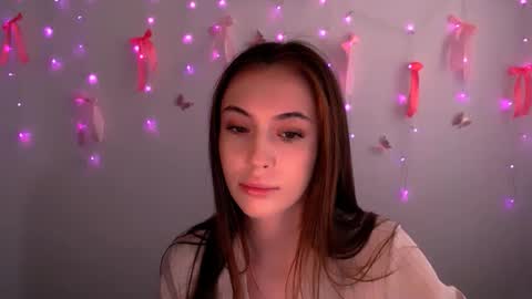 nikonara_ online show from 05/06/26, 11:37