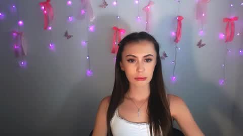 nikonara_ online show from 07/11/26, 11:35