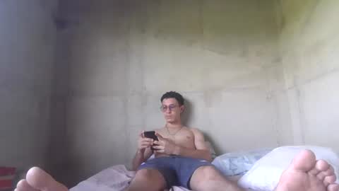 Snapshot of nikotwinktop chatting on 07/18/26, 09:07 Niko online show from 07/18/26, 09:07