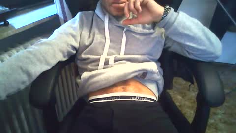 Snapshot of niksdick2121 chatting on 12/28/24, 12:35 niksdick2121 online show from 12/28/24, 12:35