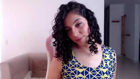 niky_blue online show from 01/13/25, 07:31