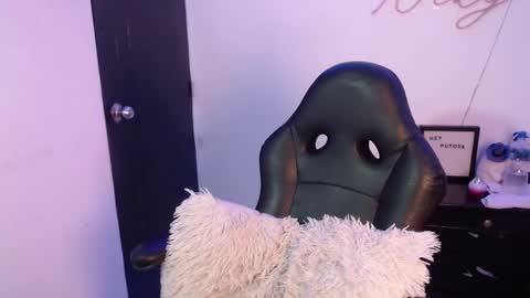 Nicole    GTM-5 1100 pm - 700 am online show from 01/19/25, 09:22