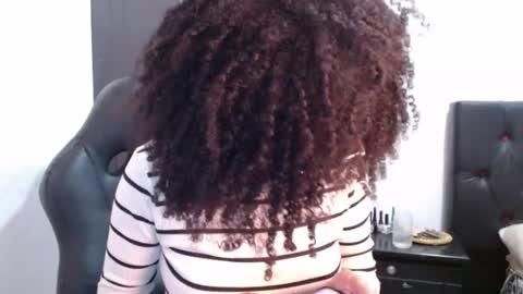 Snapshot of niky_golden chatting on 06/10/26, 05:50 Nicole GTM-5 1100 pm - 700 am online show from 06/10/26, 05:50
