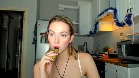 Veronica online show from 01/12/25, 10:12