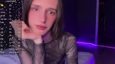 Snapshot of niky_long chatting on 06/18/26, 11:14 Niky online show from 06/18/26, 11:14