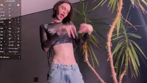 Snapshot of niky_long chatting on 06/22/26, 12:46 Niky online show from 06/22/26, 12:46