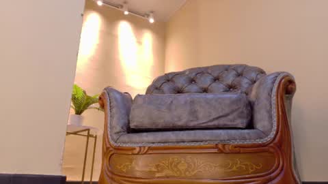  NIKY SMIT  online show from 07/06/26, 11:18