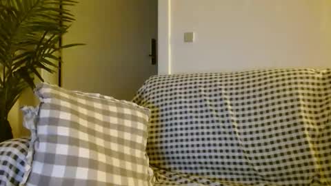 Snapshot of niky_sweet19 chatting on 09/11/25, 09:26 niky_sweet19 online show from 09/11/25, 09:26