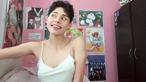 Snapshot of nikylaine chatting on 12/11/24, 12:12 Nikylaine online show from 12/11/24, 12:12