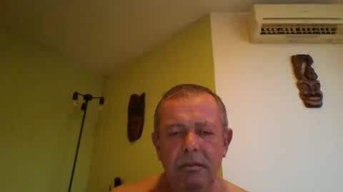 Snapshot of nikyo419 chatting on 11/04/25, 05:50 nikyo419 online show from 11/04/25, 05:50