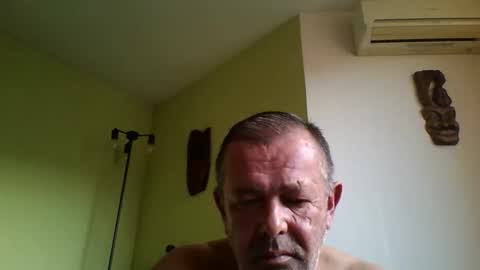 Snapshot of nikyo419 chatting on 11/22/25, 06:34 nikyo419 online show from 11/22/25, 06:34