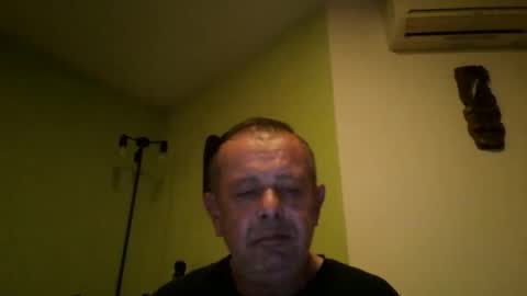 Snapshot of nikyo419 chatting on 12/15/25, 04:50 nikyo419 online show from 12/15/25, 04:50