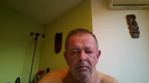 Snapshot of nikyo419 chatting on 12/16/25, 05:56 nikyo419 online show from 12/16/25, 05:56