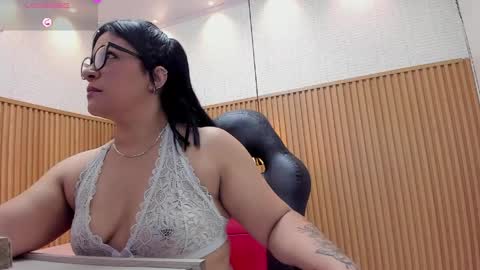   online show from 04/15/26, 12:23