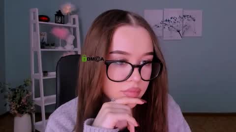 nila_eclipse online show from 03/12/26, 09:48