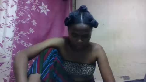 nilah online show from 11/03/25, 08:48