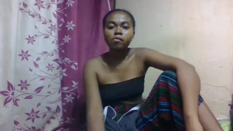 nilah online show from 11/03/25, 11:48
