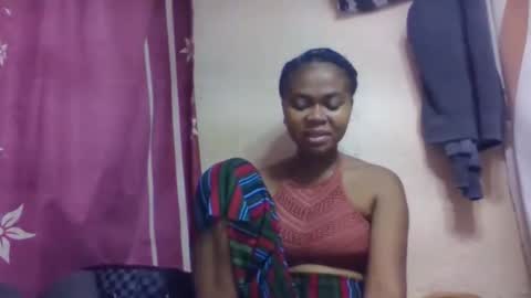 nilah online show from 11/19/25, 03:06