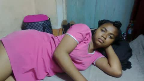 nilah online show from 04/12/26, 03:11