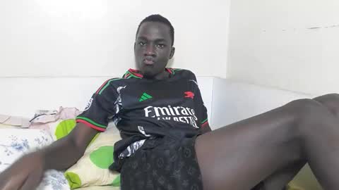 Snapshot of nileboys chatting on 11/08/25, 02:39 Niles online show from 11/08/25, 02:39