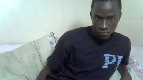 Snapshot of nileboys chatting on 11/14/25, 01:21 Niles online show from 11/14/25, 01:21