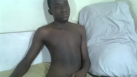 Snapshot of nileboys chatting on 11/23/25, 12:16 Niles online show from 11/23/25, 12:16