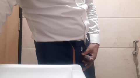 nileshfree online show from 12/31/24, 10:26