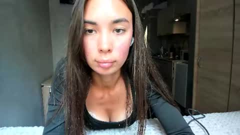 Bella online show from 07/14/26, 10:21