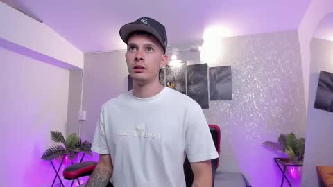 Nils online show from 11/07/25, 03:17