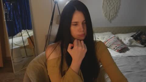 Jennet online show from 11/04/25, 05:45