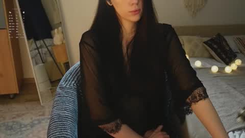 Jennet online show from 12/20/25, 06:26