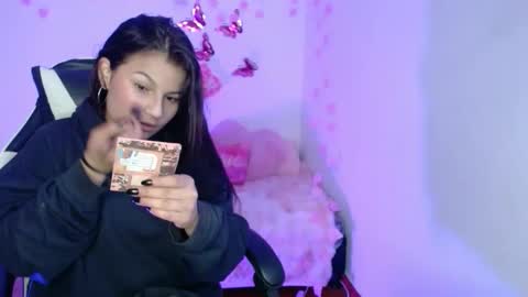 nina__666 online show from 12/15/25, 11:25