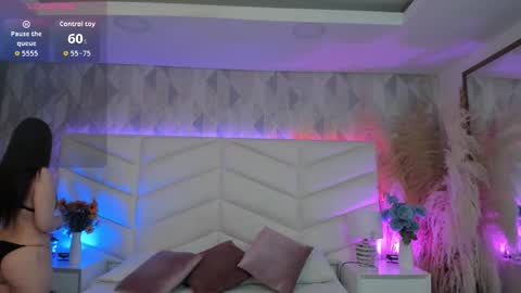 Snapshot of nina__ford chatting on 02/17/26, 12:23 nina__ford online show from 02/17/26, 12:23