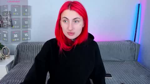 Nina online show from 01/18/26, 06:39