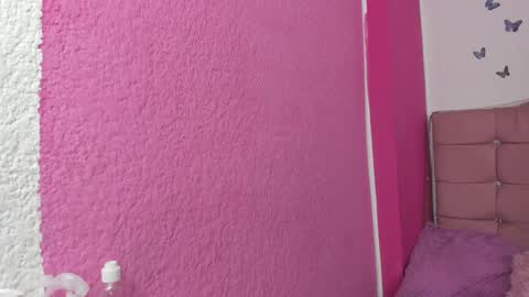 Nina online show from 12/16/24, 01:42