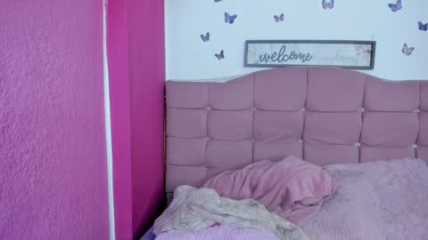 Nina online show from 01/03/25, 07:50