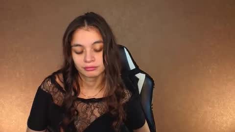 Ketrin online show from 11/07/25, 04:01