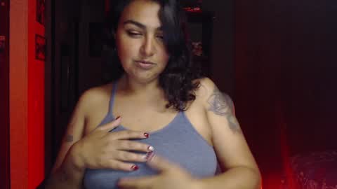 Nina Moon online show from 01/03/25, 12:43