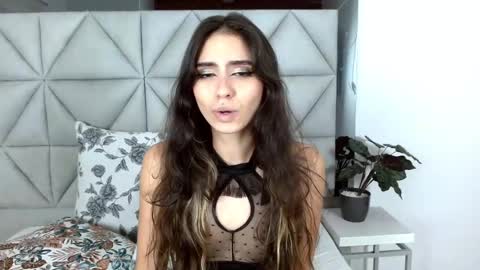  Nina  online show from 12/24/24, 12:55