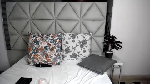  Nina  online show from 01/23/25, 11:47