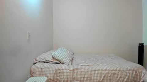  Nina  online show from 11/25/25, 07:25