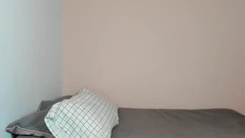  Nina  online show from 12/14/25, 05:18