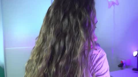 Snapshot of nina_princesa chatting on 01/19/26, 01:15 nina_princesa online show from 01/19/26, 01:15