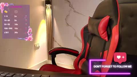  N I N A online show from 11/06/25, 07:37