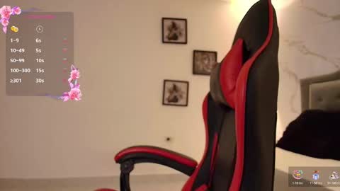  N I N A online show from 11/28/25, 02:31