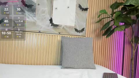 NINA online show from 11/06/25, 11:55