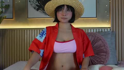 Snapshot of nina_soul chatting on 04/22/26, 12:18 NINA online show from 04/22/26, 12:18
