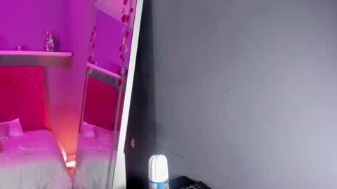 Nina online show from 02/21/26, 10:38