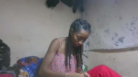 ninaeaa online show from 12/01/25, 02:44