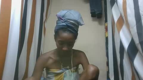 ninaeaa online show from 12/20/25, 08:27